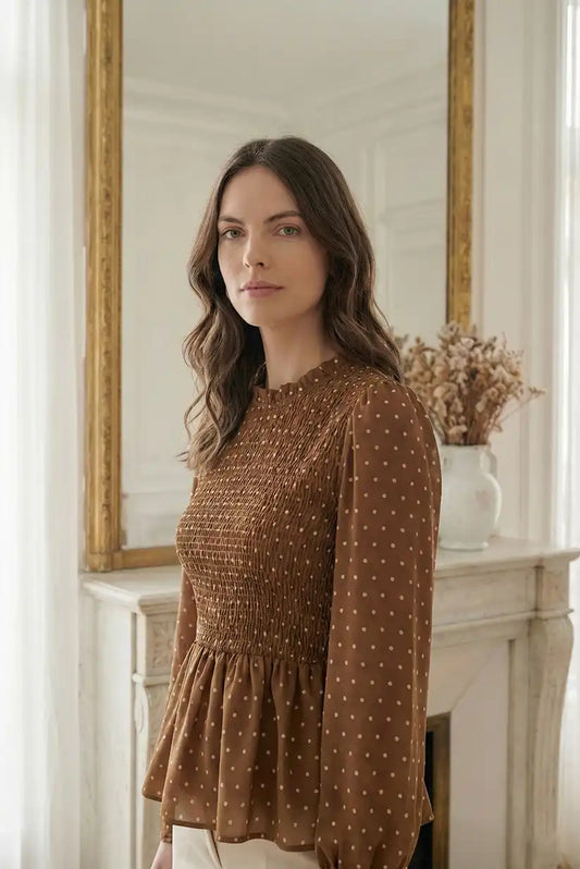 Blusa mujer manga larga fruncida marrón con vuelo - CHICA del Sur