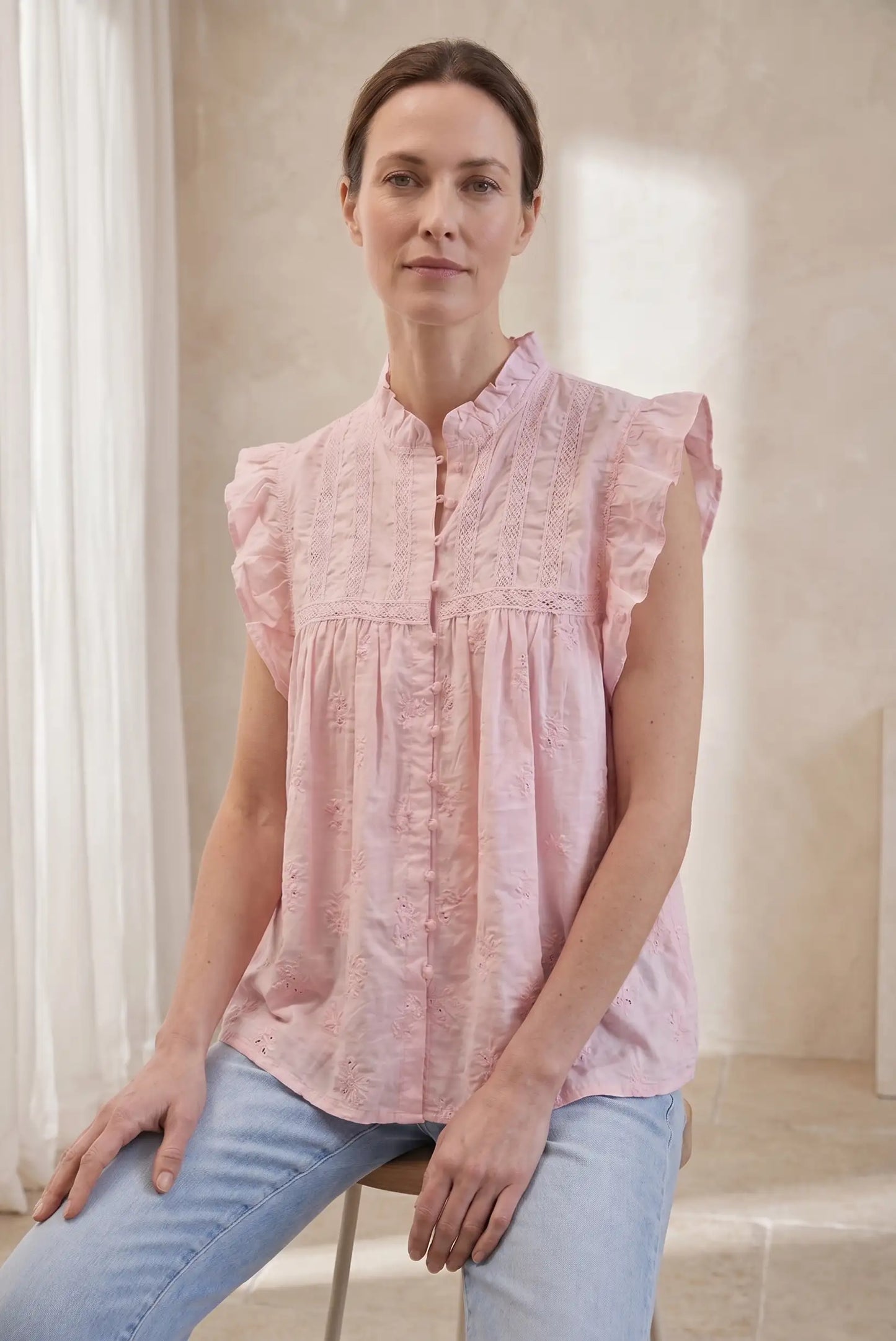 Camisa Mujer Rosa Bordada Volantes