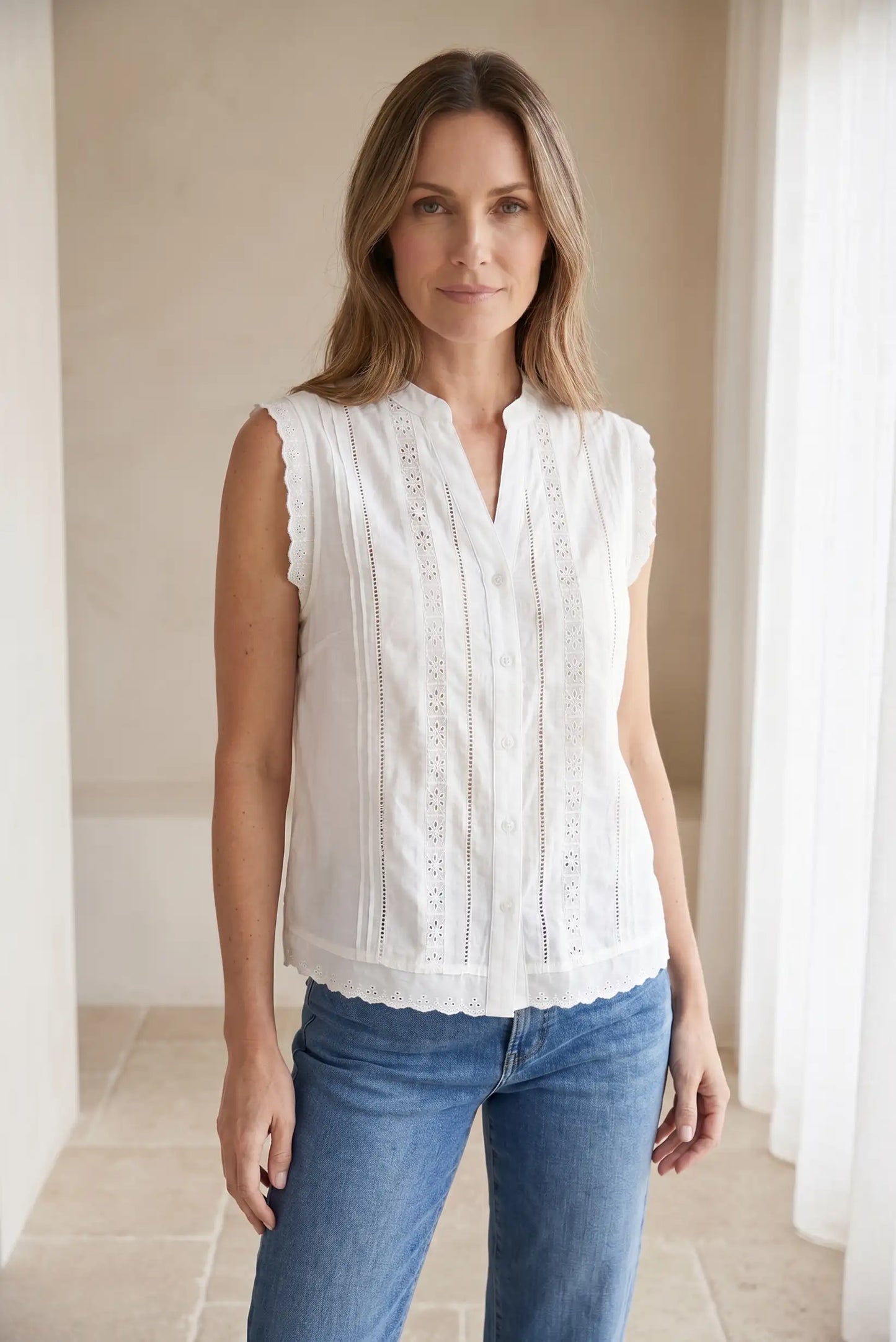 Camisa Mujer sin mangas Blanca Bordada