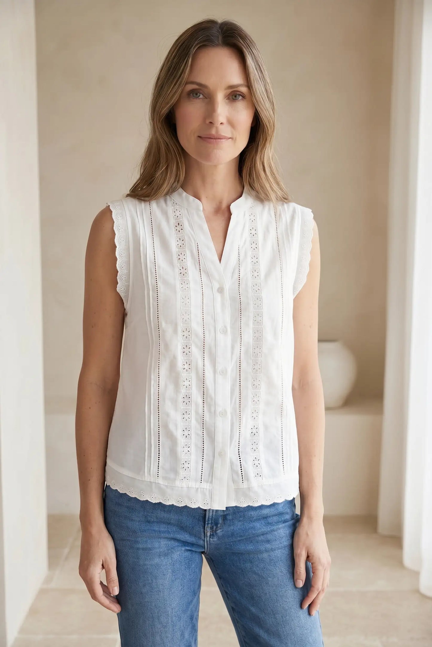 Camisa Mujer sin mangas Blanca Bordada