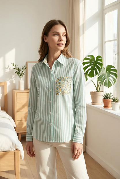 Camisa mujer verde de rayas con bolsillo floral, moda primavera casual CHICA del Sur