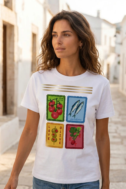 Camiseta Blanca de Mujer con Estampado de Sardinas y Tomates Vintage