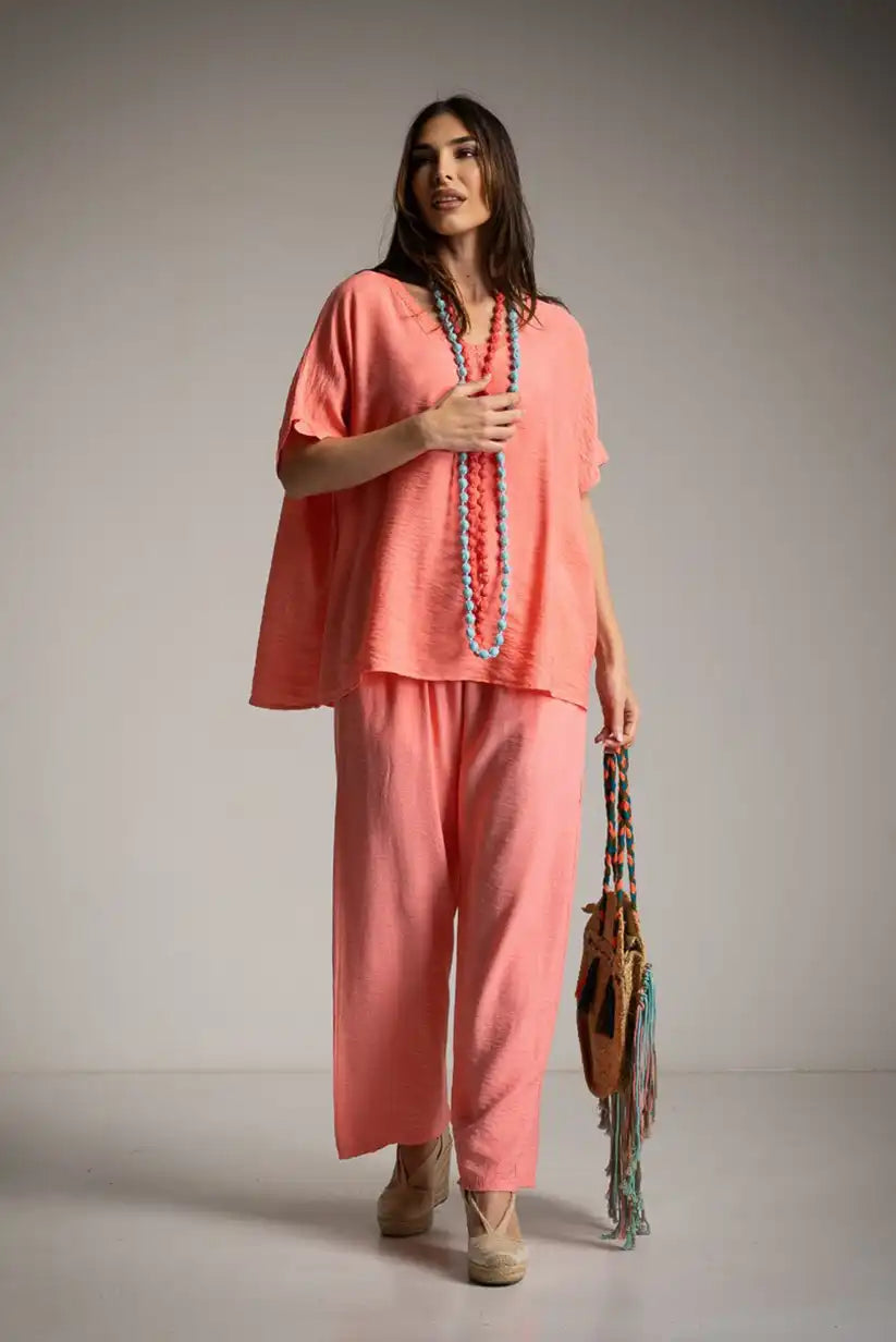 Camiseta oversize coral con puntilla en la espalda - CHICA del Sur