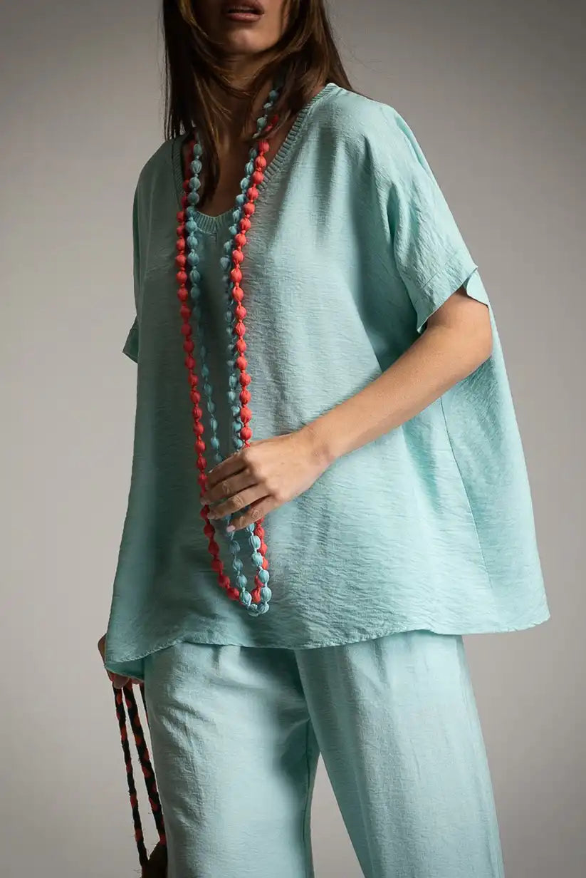 Camiseta oversize turquesa con puntilla espalda - CHICA del Sur