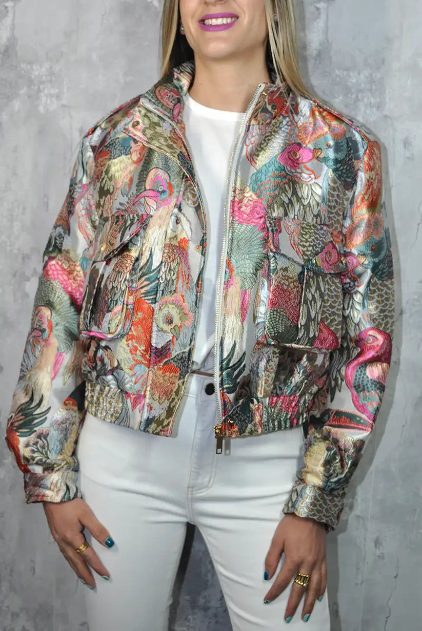 Chaqueta bomber Taylor jacquard metalizada con estampado exótico - CHICA del Sur