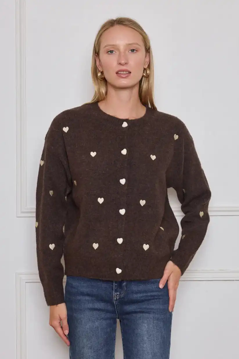 Chaqueta mujer cardigan Marrón con corazones bordados beige - CHICA del Sur