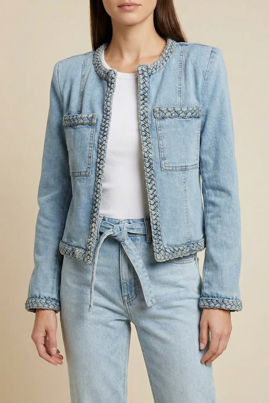 Chaqueta tejana vaquera corta azul para mujer, look casual CHICA del Sur.