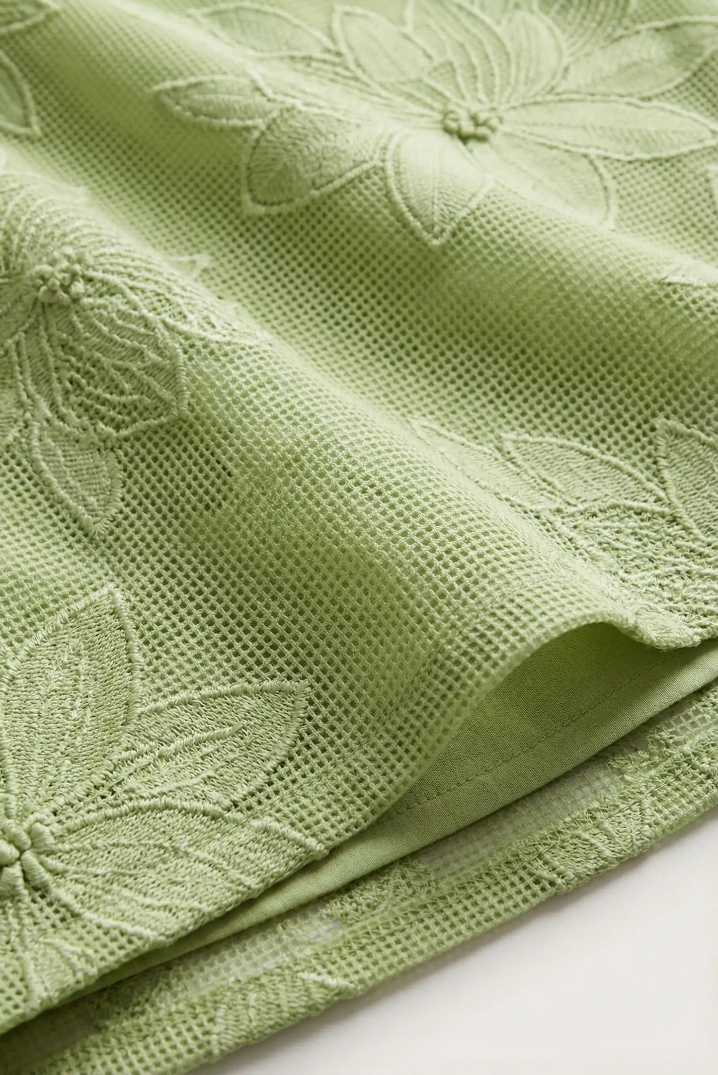 Tela verde manzana con bordado floral en relieve, textura de malla, moda primavera mujer