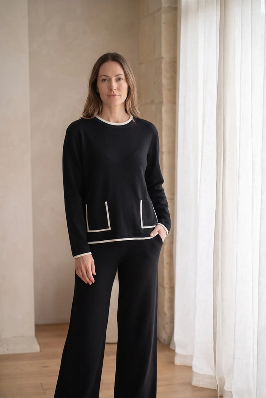 Conjunto de Punto de Mujer Negro con Detalles en Crudo