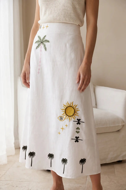 Falda Midi Blanca con Bordados Tropicales para Mujer