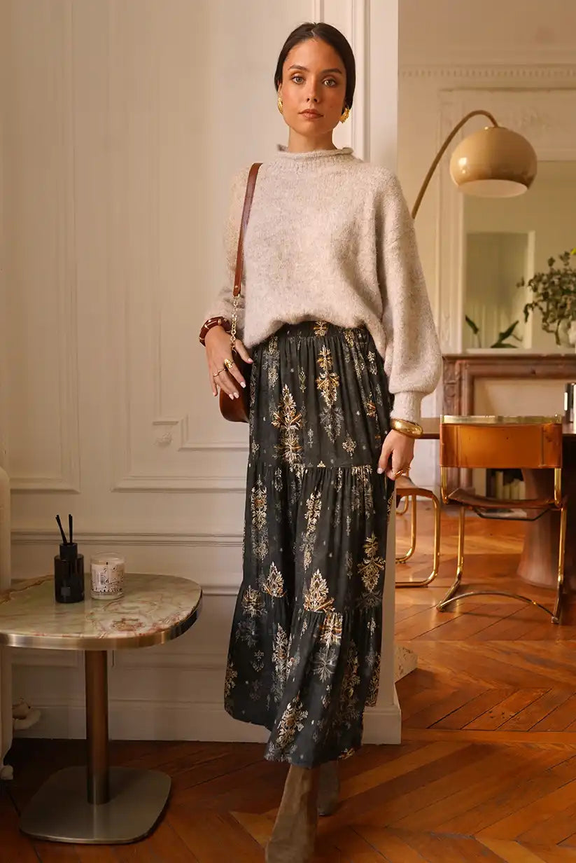 Falda Larga Boho Gris Floral Dorado Corte Evasé Mujer Elegante - CHICA del Sur