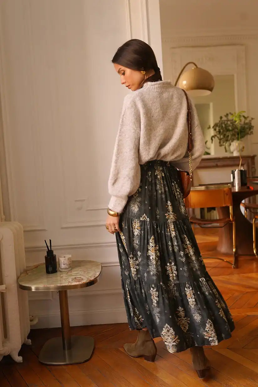 Falda Larga Boho Gris Floral Dorado Corte Evasé Mujer Elegante - CHICA del Sur