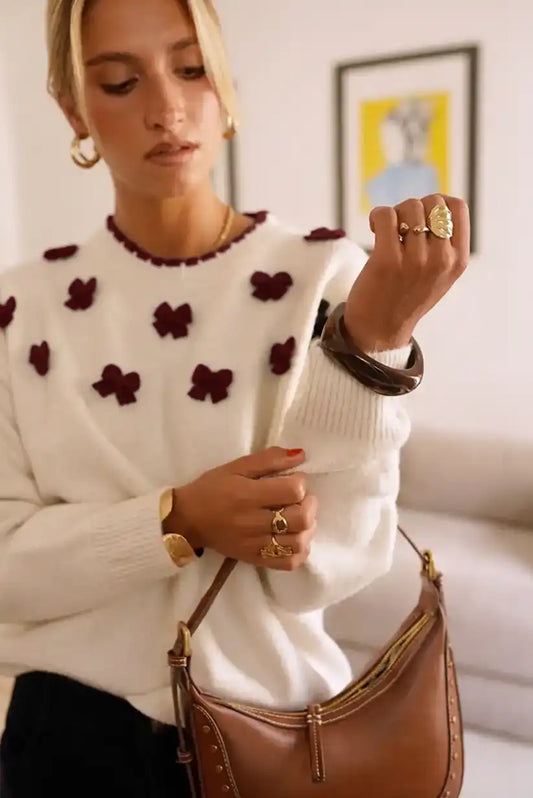 Jersey blanco mujer con lazos en relieve estilo romántico elegante