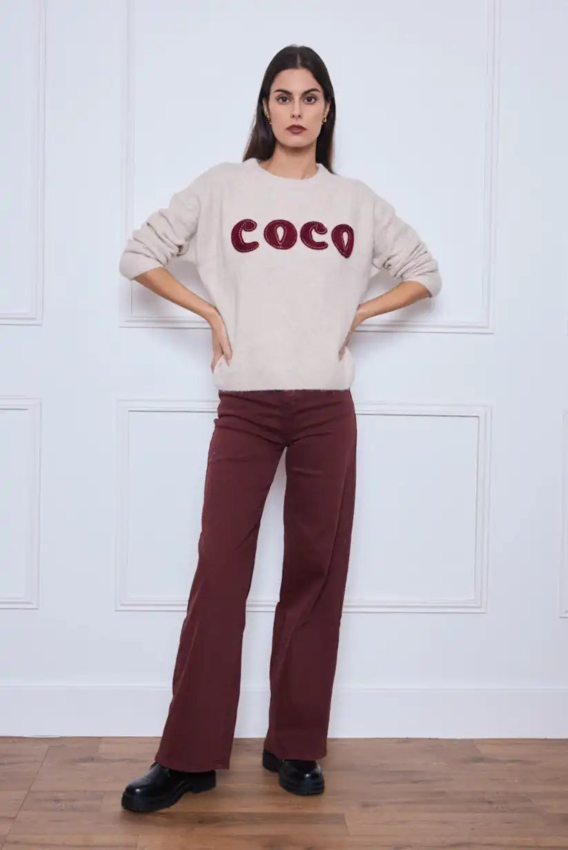 Jersey beige con letras bordadas burdeos "COCO" - CHICA del Sur