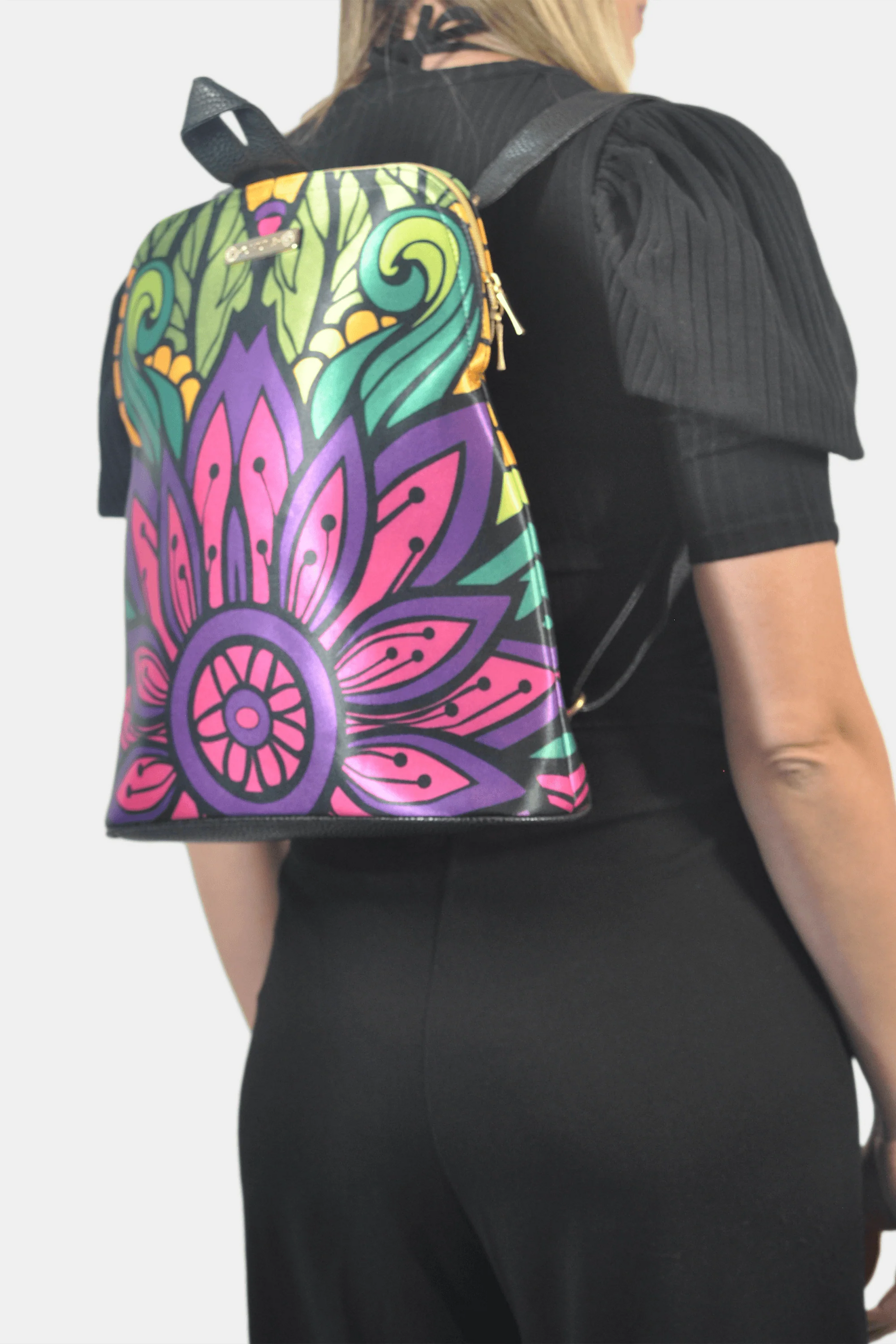 Mochila de Mujer y Bolso de hombro grande BagPack Giselle | CHULA Tulum - CHULA Tulum