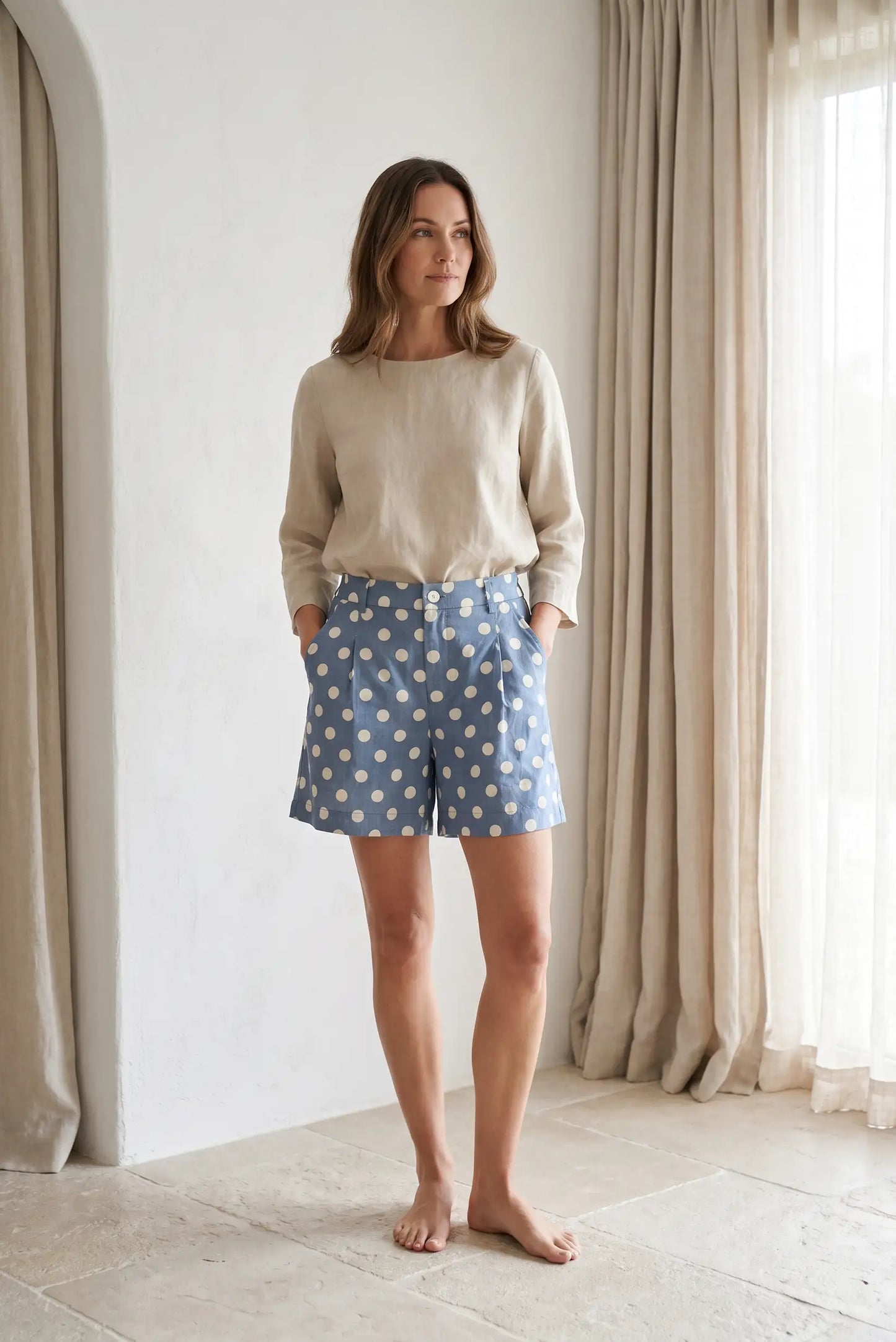 Pantalón Corto Azul de Lunares Blancos para Mujer 100% Algodón