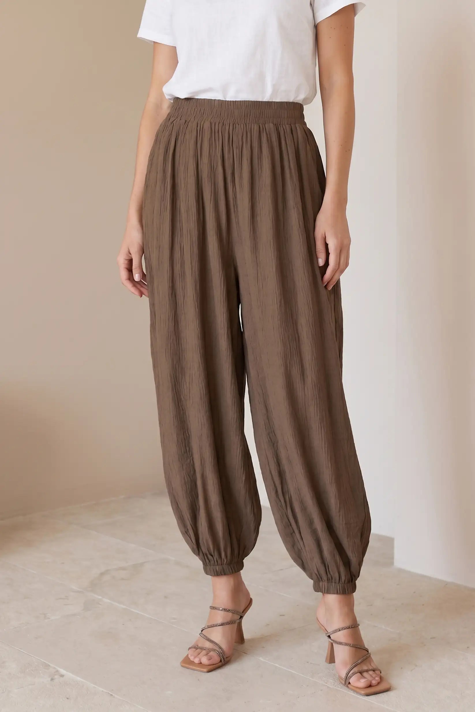 Pantalón bombacho marrón chocolate para mujer, tiro alto y tejido ligero, estilo casual