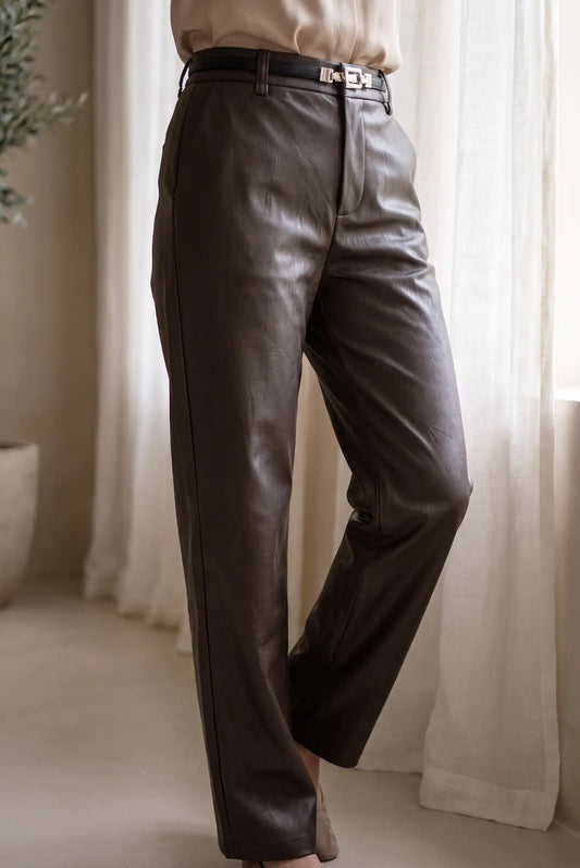 Pantalón de Mujer de Polipiel Marrón Chocolate con Cinturón