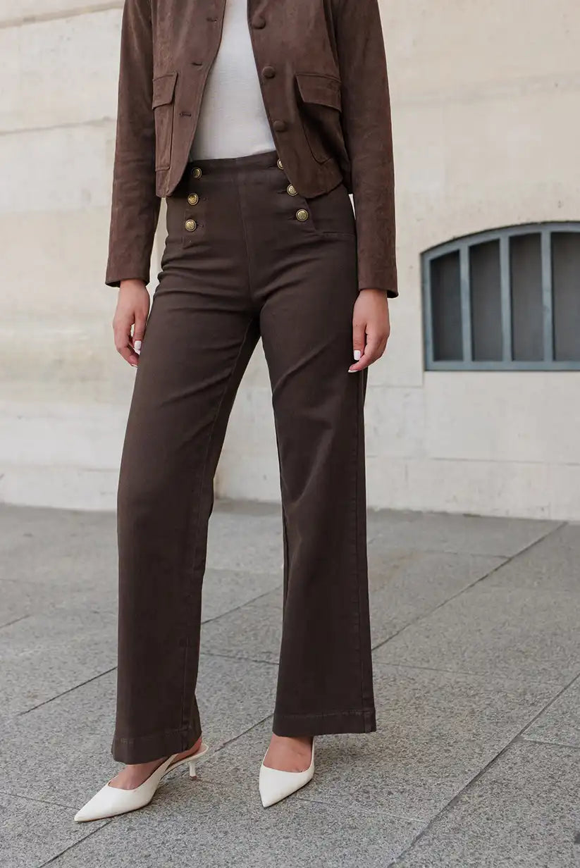 Pantalón Vaquero Mujer Campana Marrón Chocolate Botones Dorados - CHICA del Sur