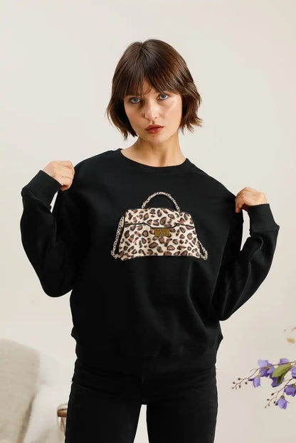 Sudadera mujer Negra animal print “Wild Bag” - CHICA del Sur