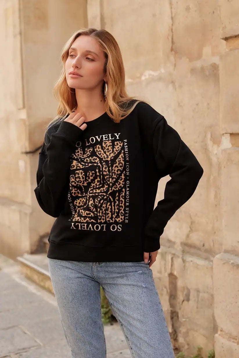 Sudadera mujer Negra con animal print “So Lovely” - CHICA del Sur