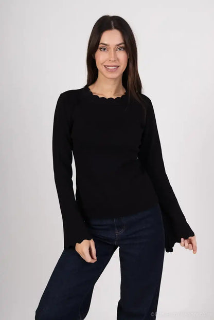 Top de mujer con manga larga abullonada Negro - CHICA del Sur