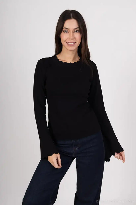 Top de mujer con manga larga abullonada Negro - CHICA del Sur