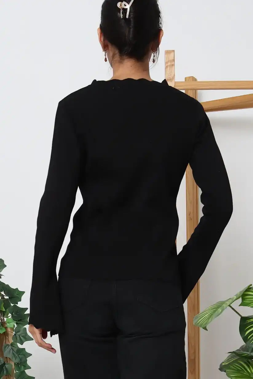 Top de mujer con manga larga abullonada Negro - CHICA del Sur