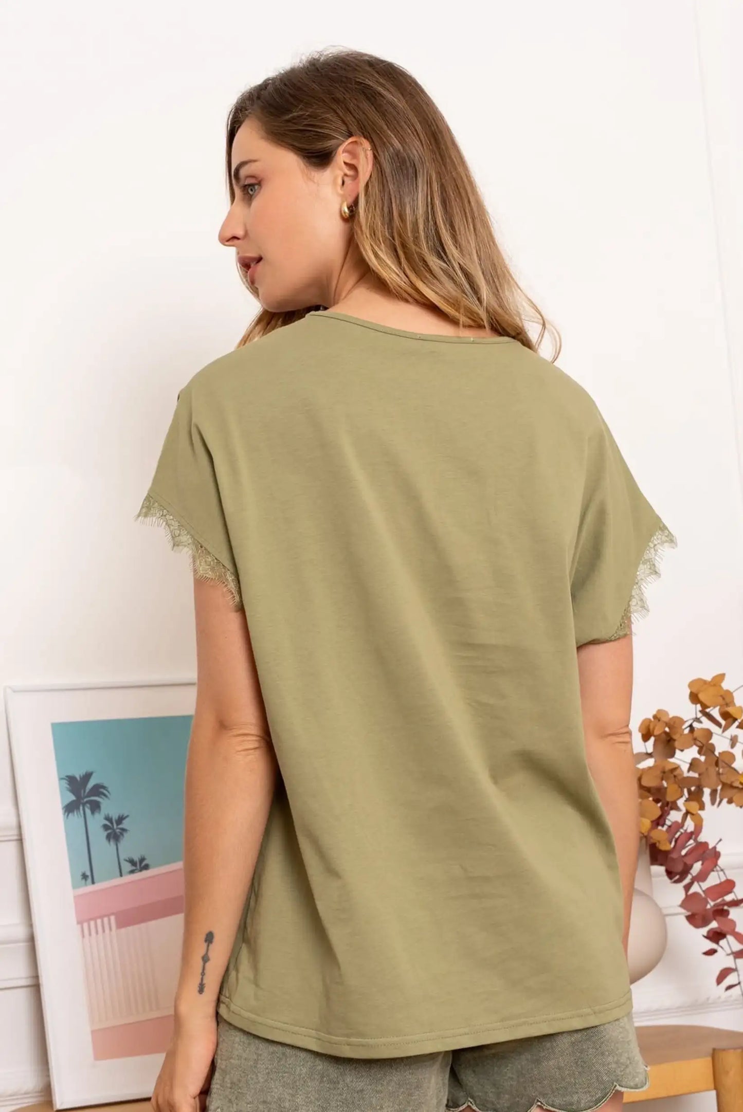Camiseta Verde Pistacho de Algodón con Encaje para Mujer