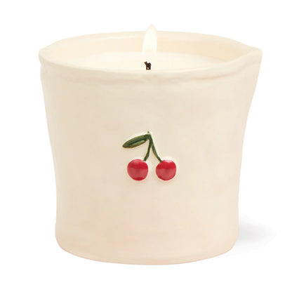Vela aromática en recipiente de cerámica crema con diseño de cerezas, CHICA del Sur
