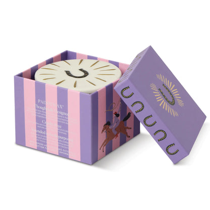 Vela Paddywax Lucky Horseshoe en caja lila y rosa, tapa decorada con herradura, moda CHICA del Sur