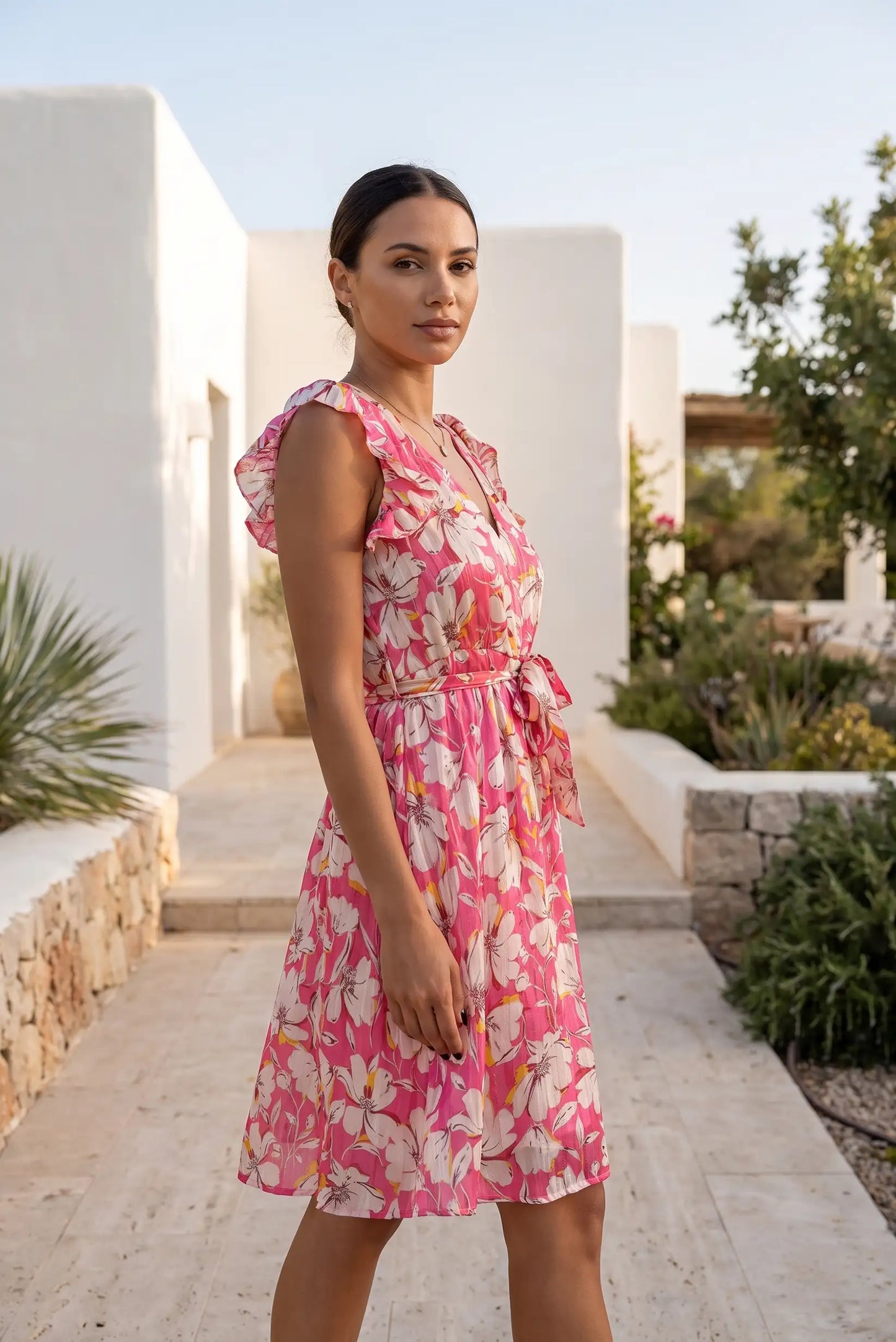 Vestido Corto Rosa Floral para Mujer con Volantes