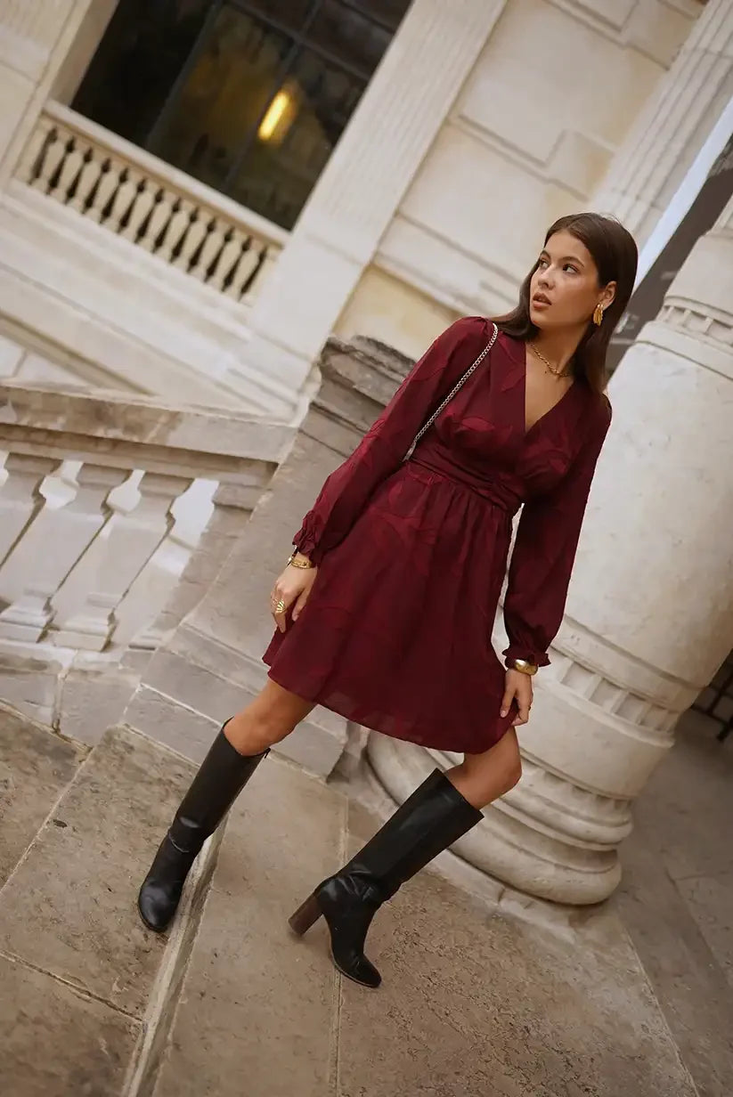 Elegant short burgundy wrap dress 👗 – CHICA del Sur