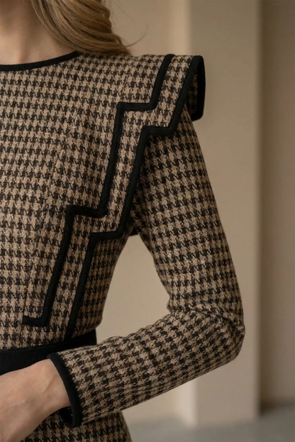 Vestido largo mujer estampado pata de gallo en tonos marrones con detalles negros y mangas largas